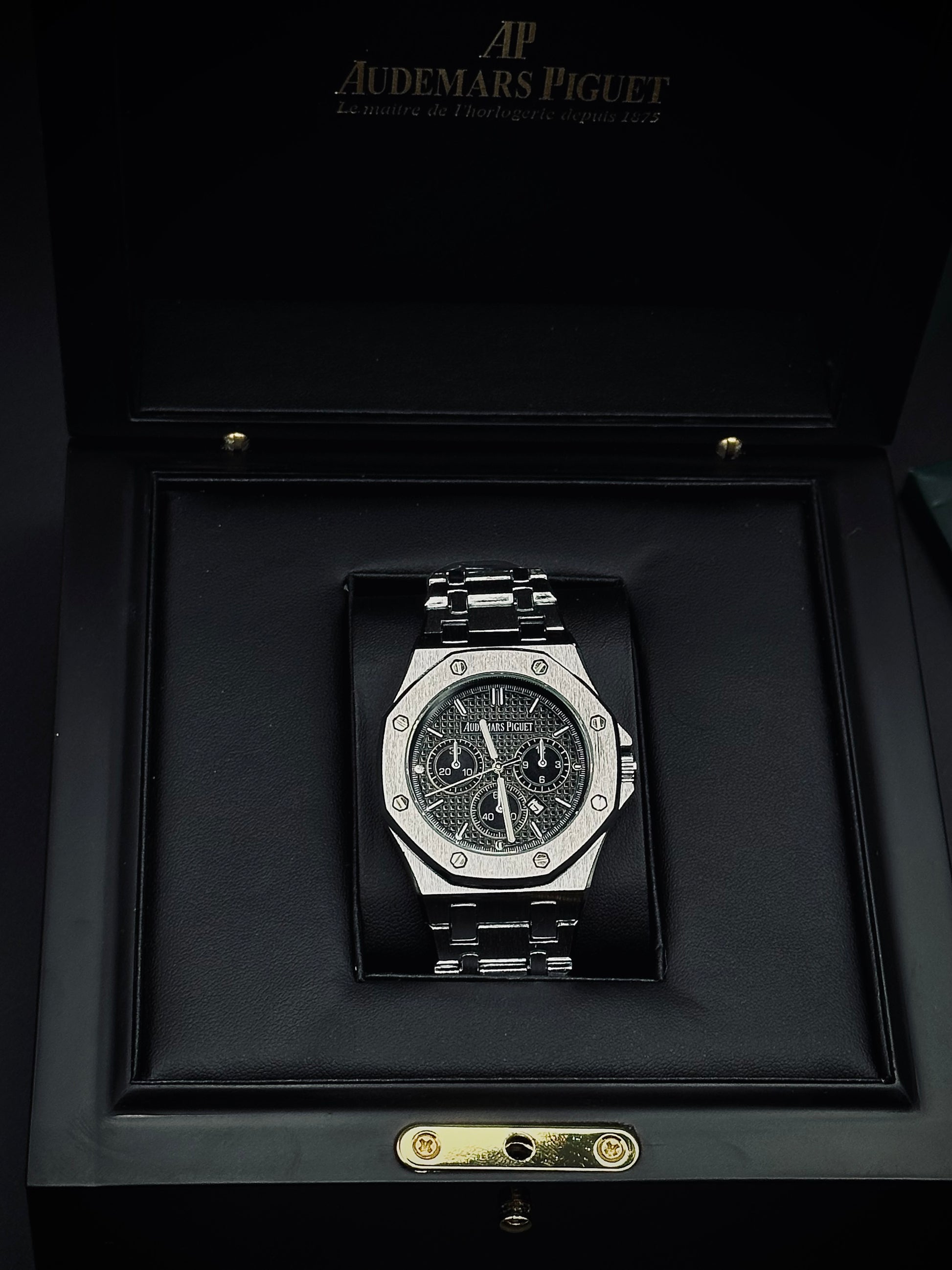Audemars Piguet Royal Oak – Master Copy Edition