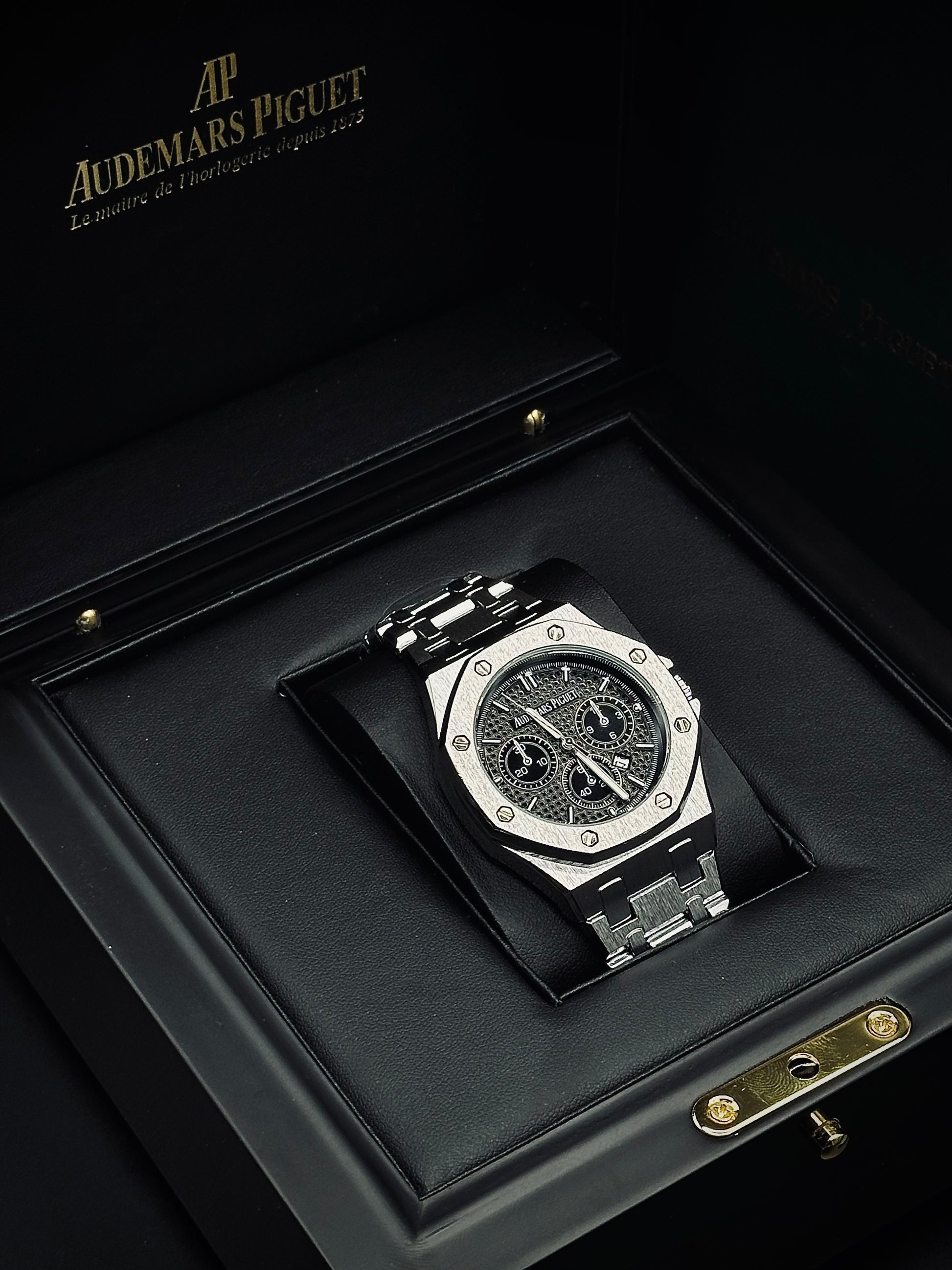 Audemars Piguet Royal Oak – Master Copy Edition